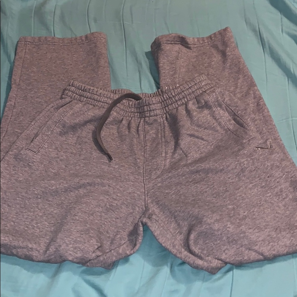Men’s size L Puma sweatpants